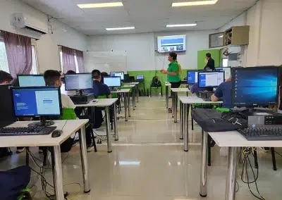 Alianza con RVD.AI para potenciar el uso de la inteligencia artificial en la educación